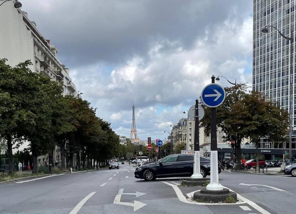 Sur Les Hauteurs De Montparnasse Parigi Esterno foto
